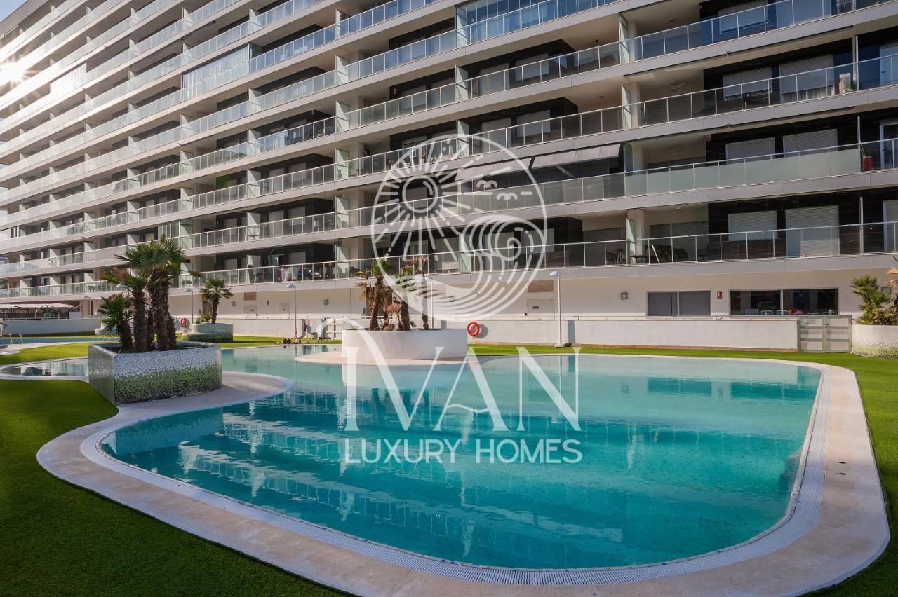 أوروبيسا ذيل مار Casa Emiliaivan Luxury Homes 8ªpta Norte 1ª Linea المظهر الخارجي الصورة