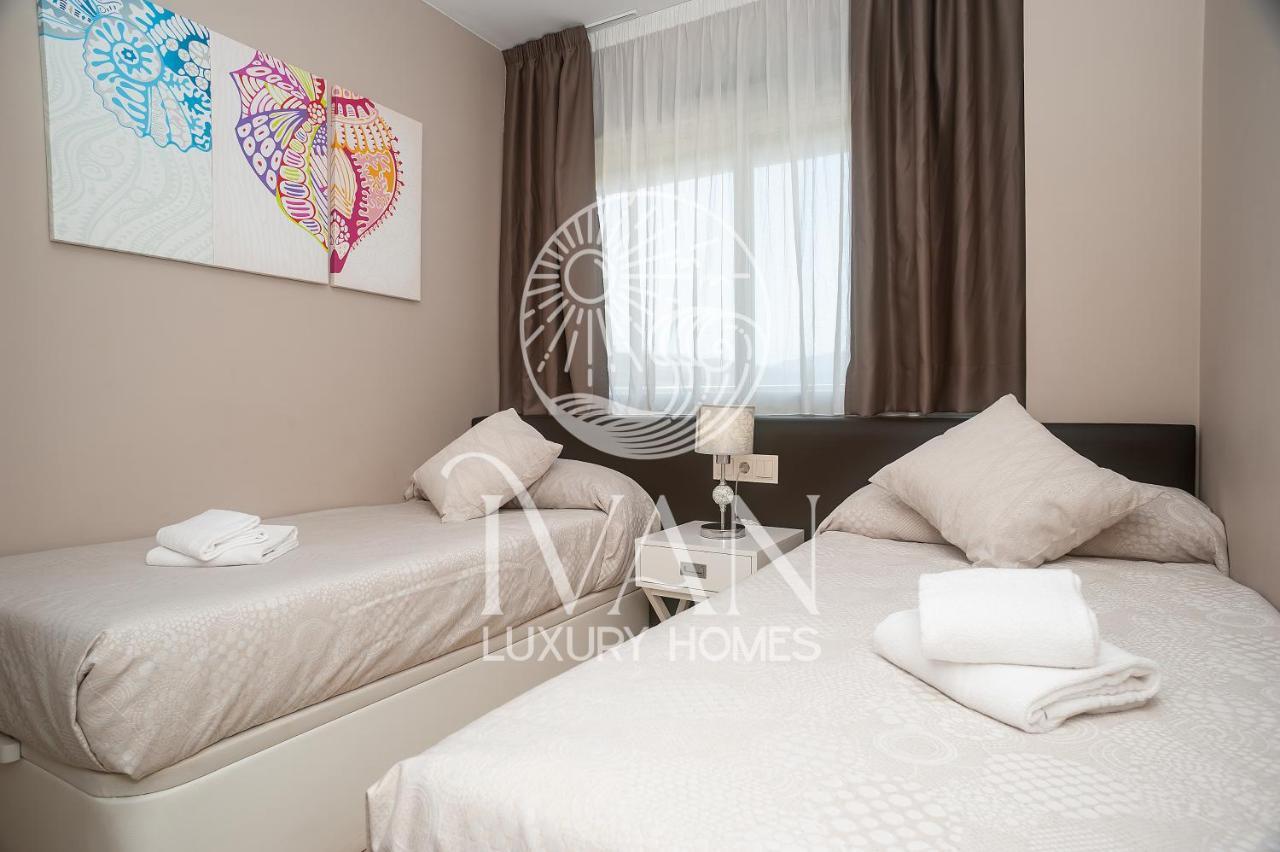 أوروبيسا ذيل مار Casa Emiliaivan Luxury Homes 8ªpta Norte 1ª Linea المظهر الخارجي الصورة