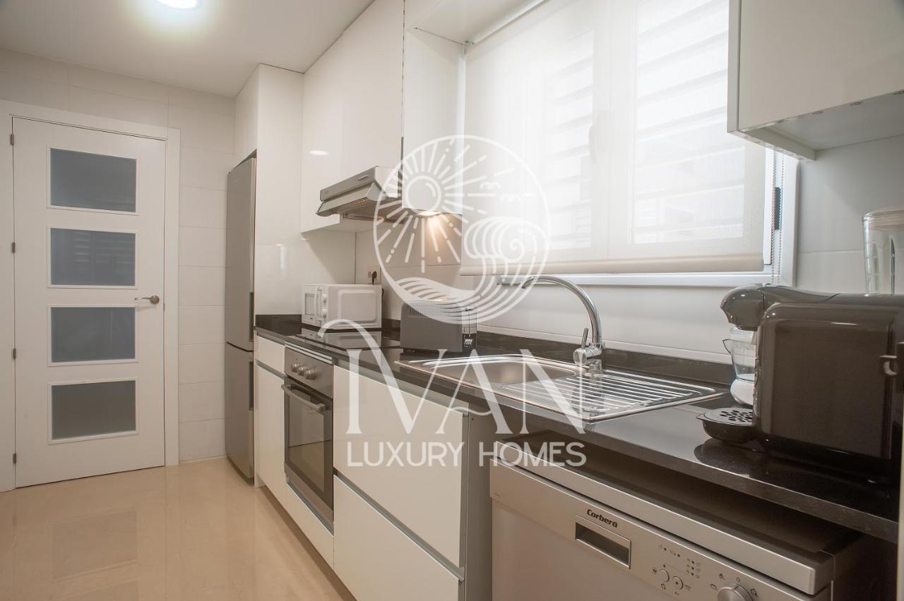 أوروبيسا ذيل مار Casa Emiliaivan Luxury Homes 8ªpta Norte 1ª Linea المظهر الخارجي الصورة